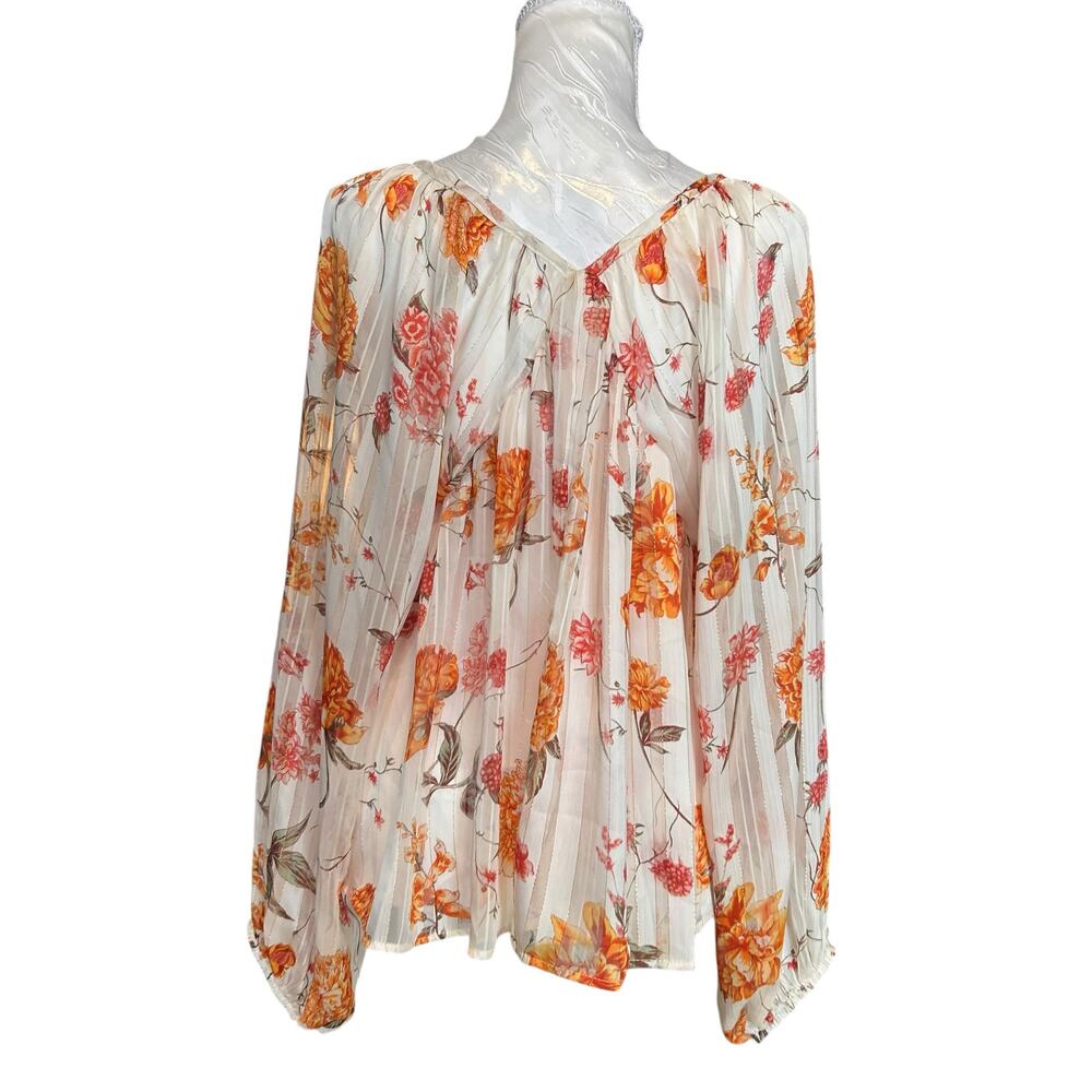 Bucket List Sheer Pleated Metallic Blouse Medium - Picture 2 of 12